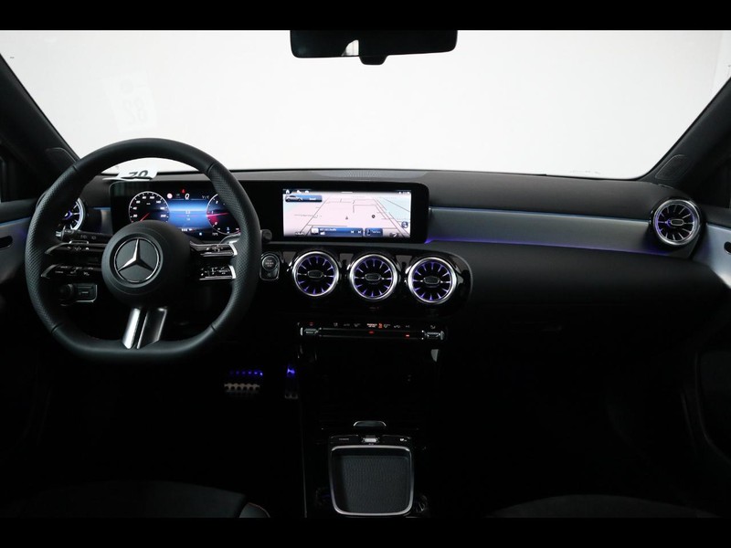 13 - Mercedes Classe A 180 d amg line advanced plus speedshift dct amg 8g