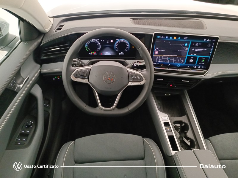 7 - Volkswagen Passat 1.5 tsi ehybrid 204cv business dsg