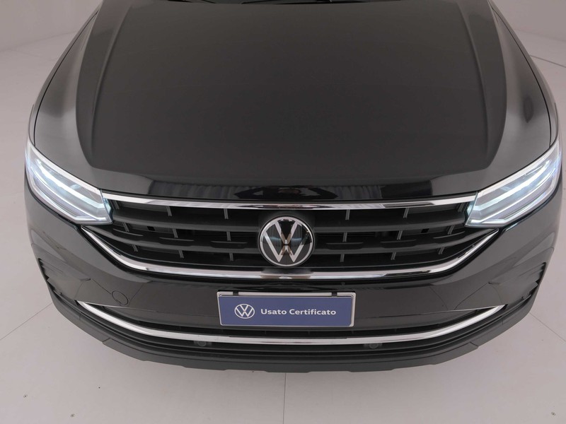 13 - Volkswagen Tiguan 2.0 tdi scr 150cv life dsg
