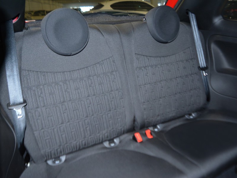 7 - Fiat 500 1.0 firefly hybrid 70cv dolcevita
