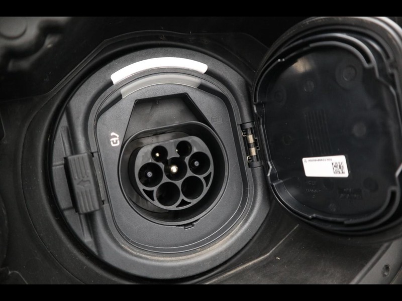 19 - Mercedes Classe A 250 e plug-in-hybrid amg line advanced plus speedshift dct amg 8g