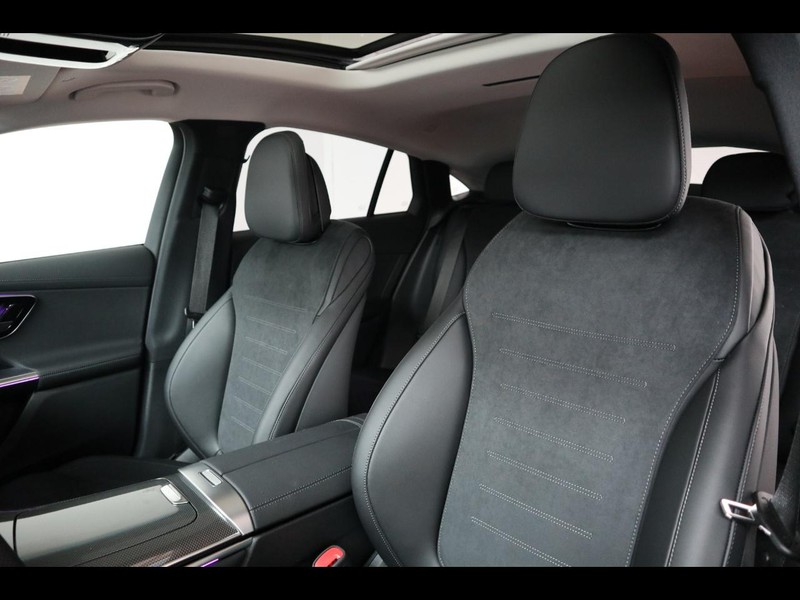7 - Mercedes GLC coupe 220 d amg line premium 4matic 9g-tronic