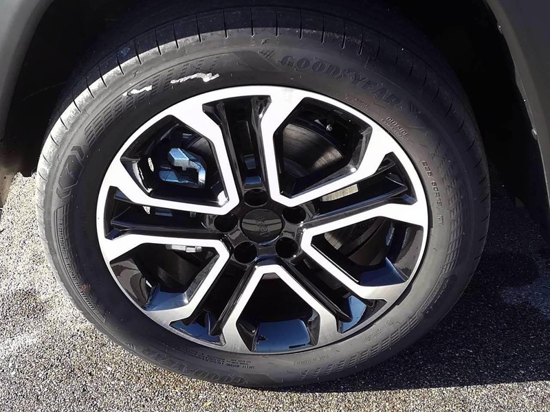 19 - Jeep Compass 1.5 turbo t4 mhev 130cv altitude 2wd
