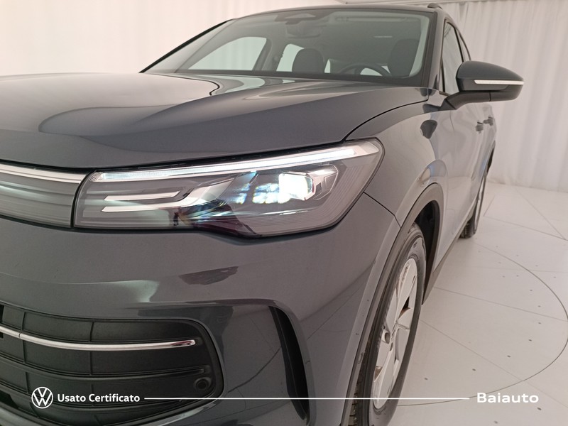 25 - Volkswagen Tiguan 2.0 tdi scr 150cv life dsg