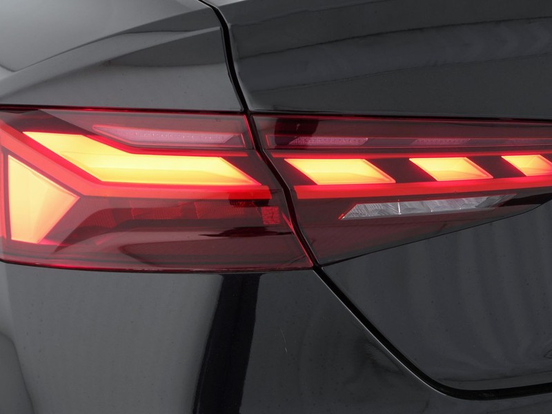 7 - Audi A5 sportback 40 2.0 tdi mhev 204cv s line edition quattro s tronic