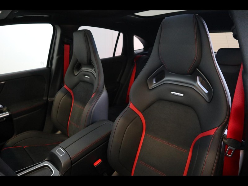 7 - AMG GLA amg 45 s 4matic+ speedshift dct amg 8g