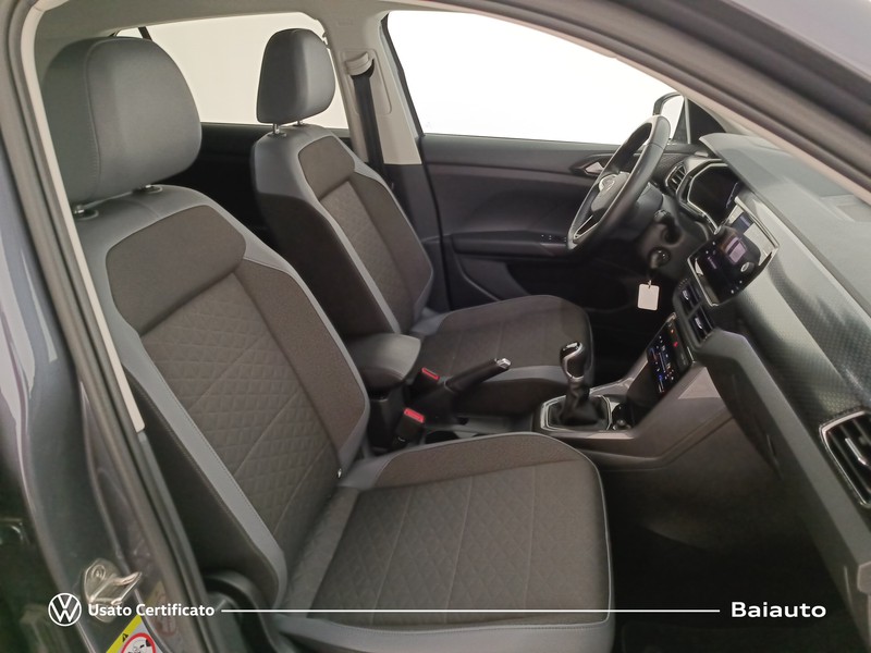 19 - Volkswagen T-Cross 1.0 tsi 110cv advanced