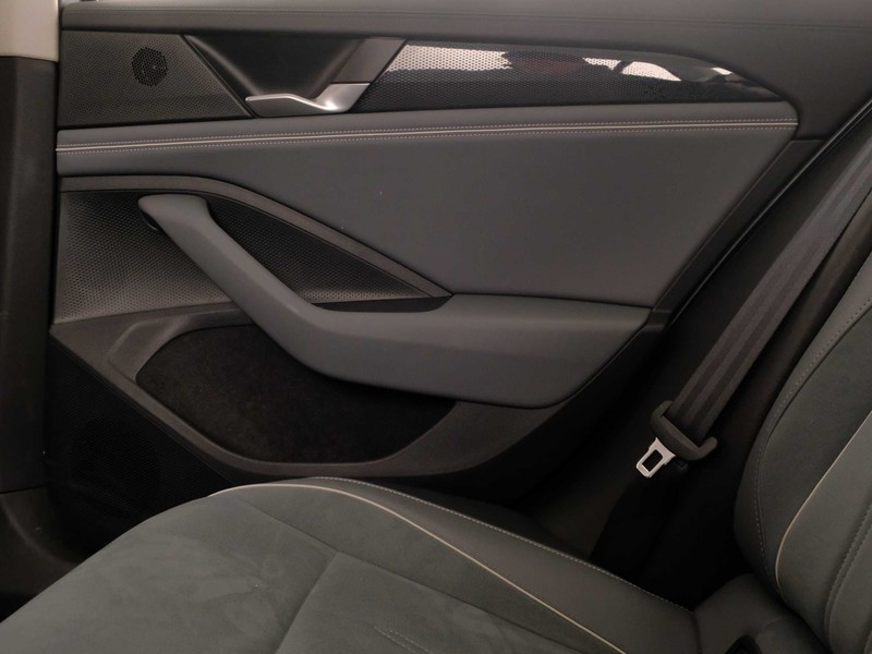 43 - Volkswagen Passat 2.0 tdi scr evo 150cv business dsg