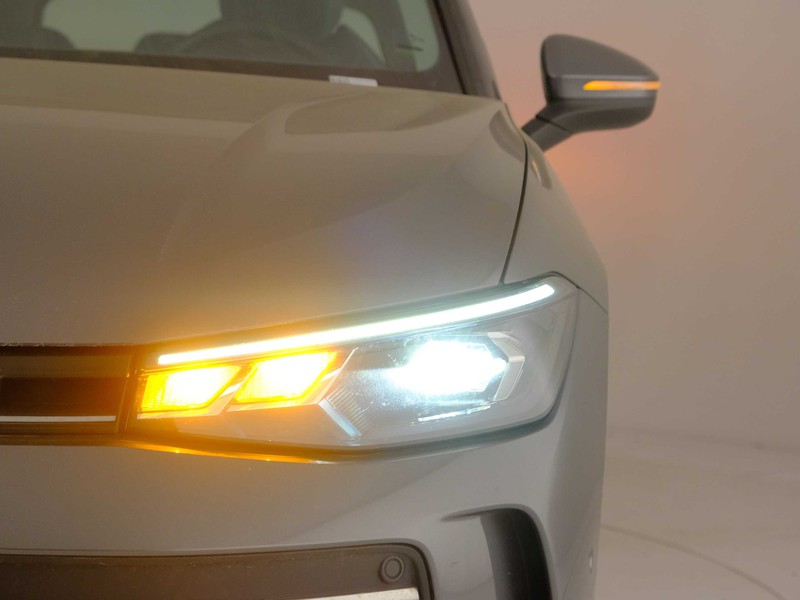 49 - Volkswagen Passat 2.0 tdi scr evo 150cv business dsg