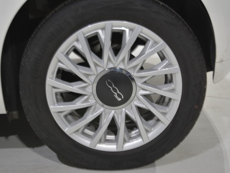13 - Fiat 500 1.0 firefly hybrid 70cv dolcevita