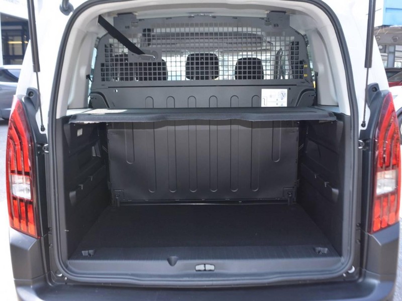 13 - Peugeot Rifter Nuovo MIX BlueHDi 130 S&S EAT8 - Allure Sta
