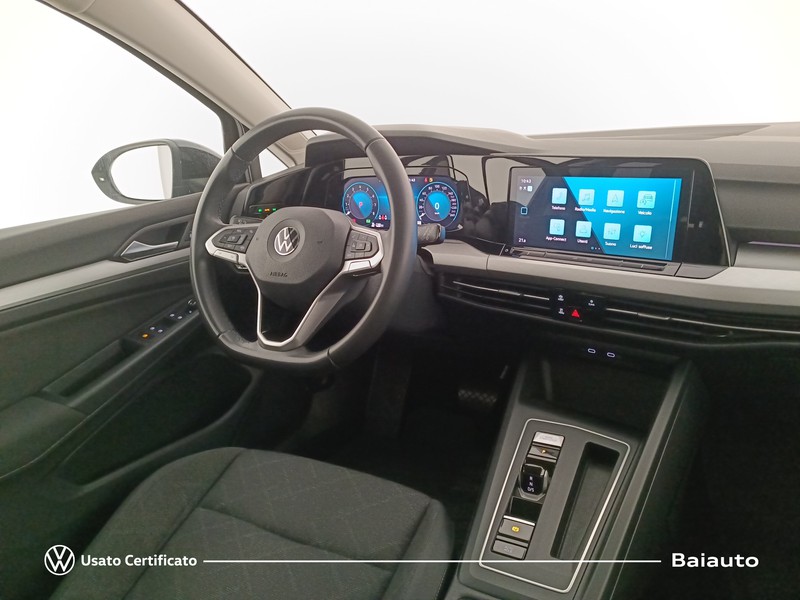 7 - Volkswagen Golf 1.5 tgi 130cv life dsg