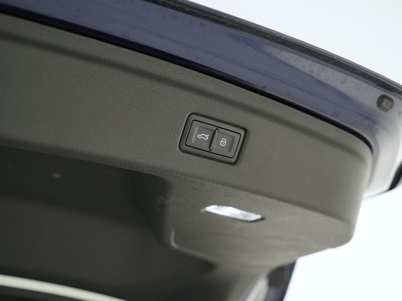 37 - Audi A5 sportback 40 2.0 tdi mhev 204cv s line edition quattro s tronic