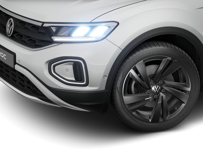 7 - Volkswagen T-Roc 2.0 tdi scr 150cv sport dsg