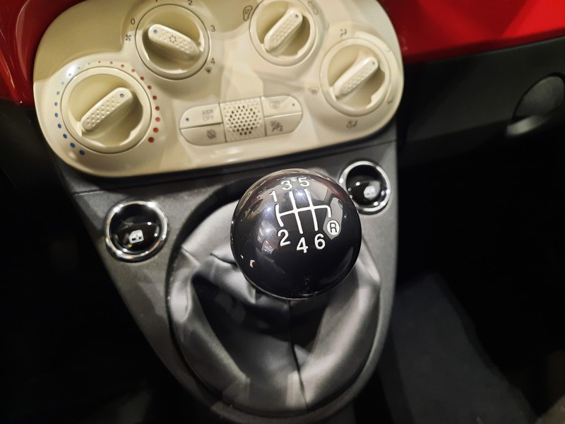 13 - Fiat 500 1.0 firefly hybrid 70cv