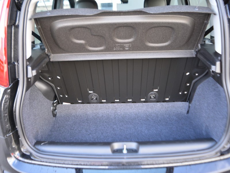 13 - Fiat Panda 1.0 firefly hybrid 70cv s&s
