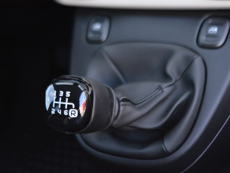 19 - Fiat Panda pandina 1.0 firefly hybrid 70cv s&s