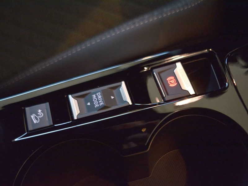19 - Peugeot 2008 1.2 hybrid 145cv allure e-dcs6