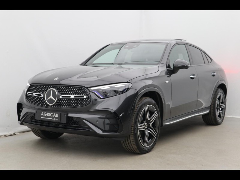 1 - Mercedes GLC coupe 300 de plug in hybrid amg line premium 4matic 9g-tronic