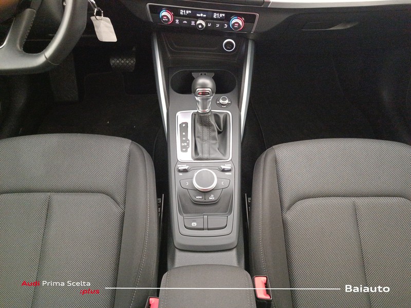 13 - Audi Q2 30 1.6 tdi admired s tronic