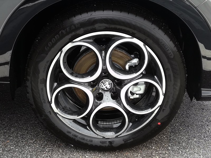 13 - Alfa Romeo Tonale 1.6 130cv sprint tct6