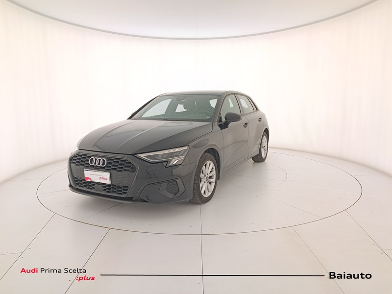 1 - Audi A3 sportback 35 1.5 tfsi mhev business s tronic