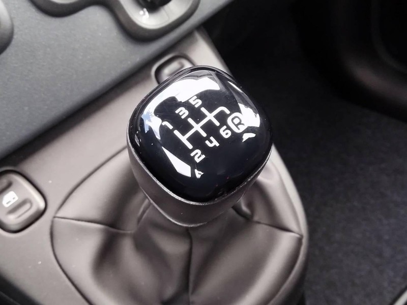 13 - Fiat Panda 1.0 firefly hybrid 70cv s&s
