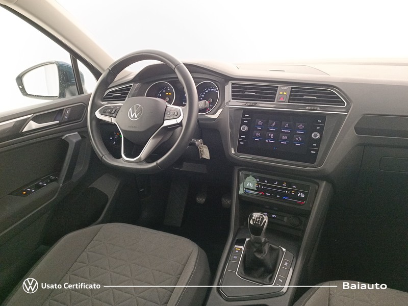 7 - Volkswagen Tiguan 1.5 tsi act 130cv life