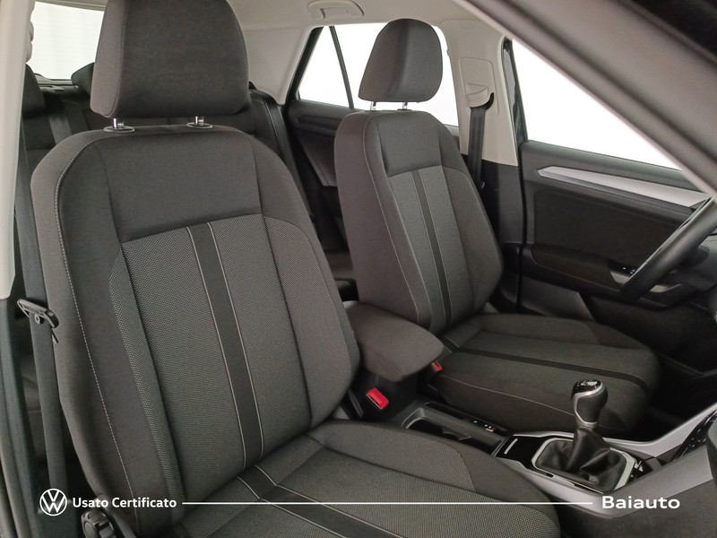 19 - Volkswagen T-Roc 2.0 tdi scr 115cv life