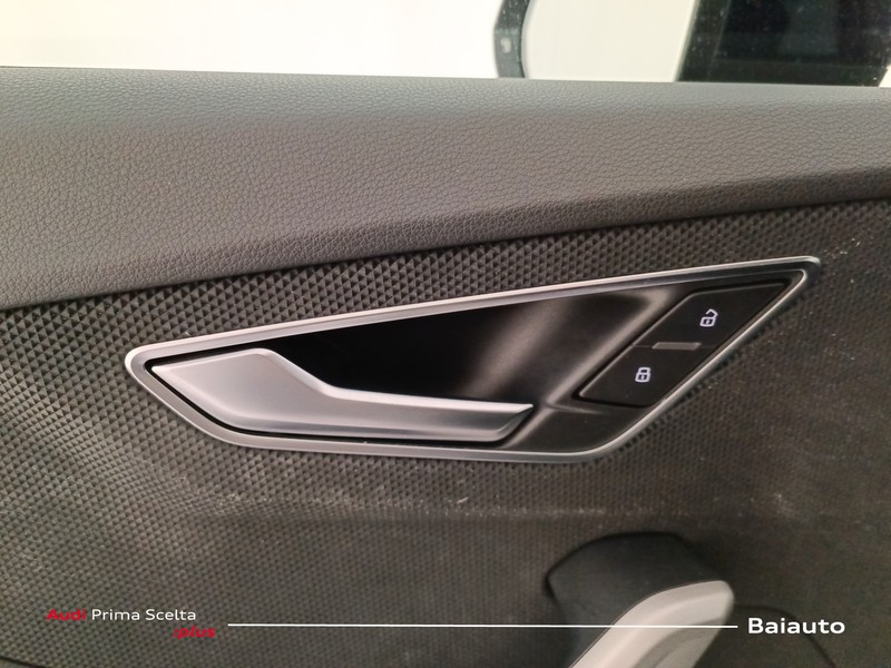 19 - Audi Q2 30 2.0 tdi admired advanced s tronic