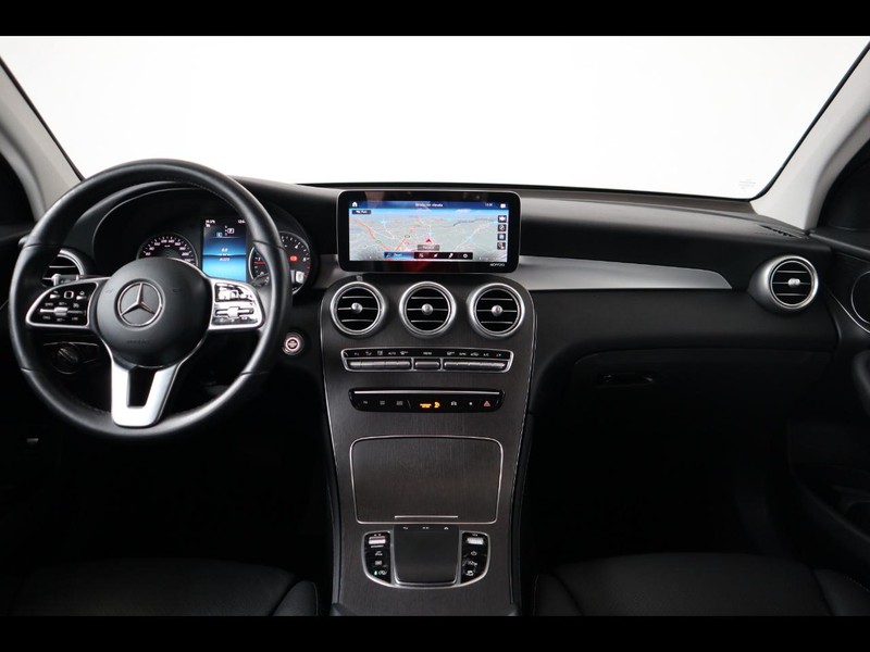 13 - Mercedes GLC suv 200 d sport 4matic 9g-tronic plus