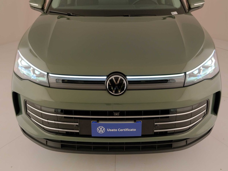 13 - Volkswagen Tiguan 1.5 etsi act 150cv elegance dsg