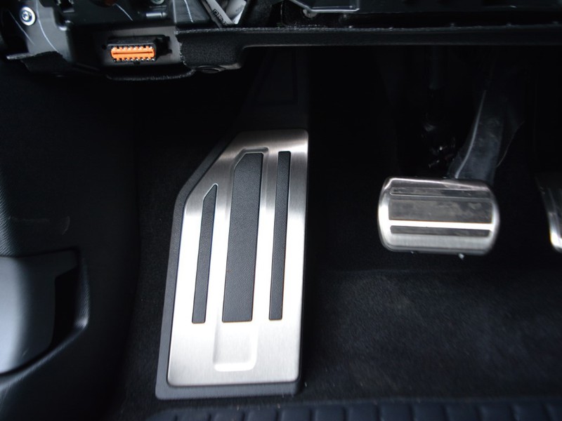 19 - Peugeot 3008 1.2 hybrid 136cv gt e-dcs6