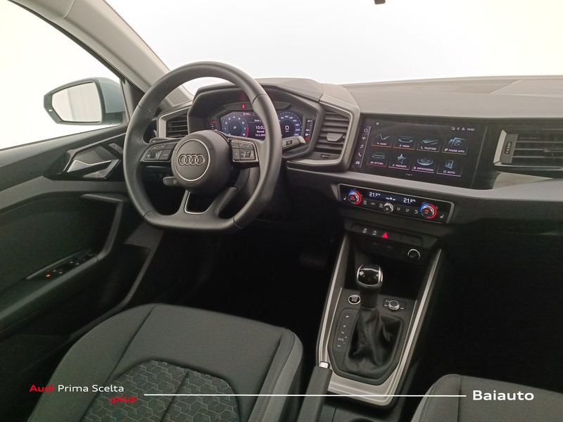 7 - Audi A1 sportback 30 1.0 tfsi 116cv s line edition s tronic