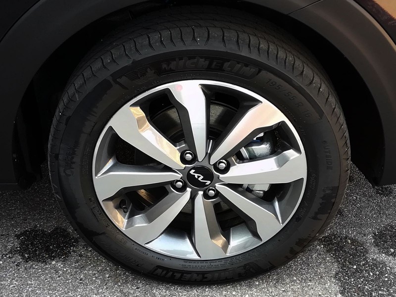 13 - Kia Stonic 1.0 t-gdi mhev 100cv style special edition dct