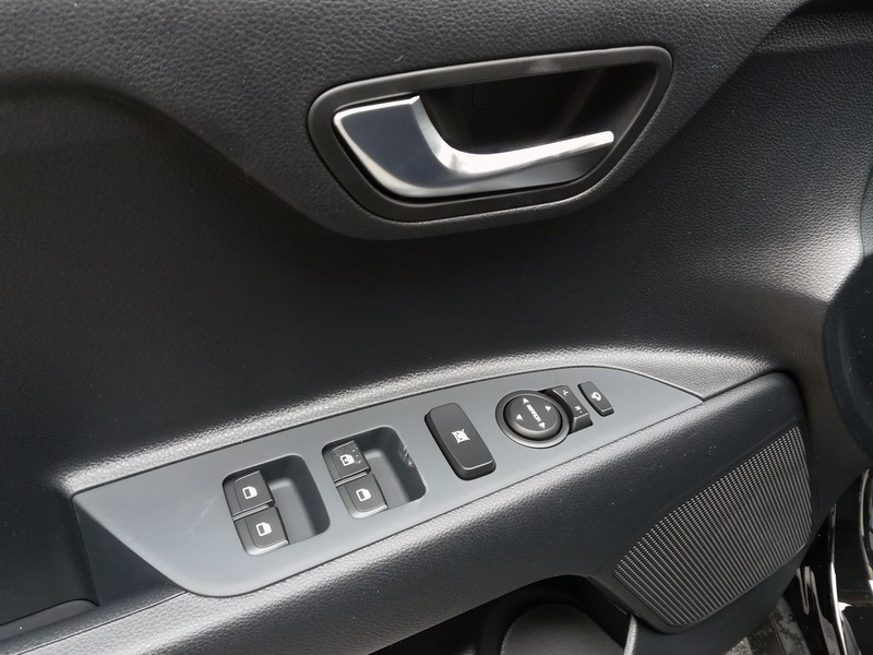 19 - Kia Stonic 1.0 t-gdi mhev 100cv style special edition dct