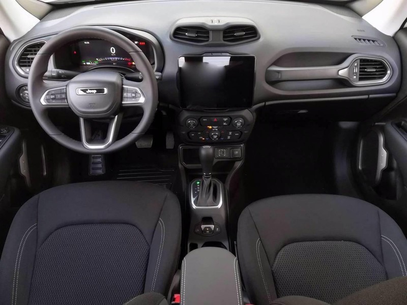 7 - Jeep Renegade 1.5 turbo t4 mhev altitude 2wd dct