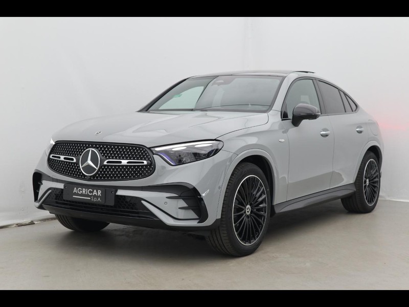 1 - Mercedes GLC coupe 300 de plug in hybrid amg line premium 4matic 9g-tronic