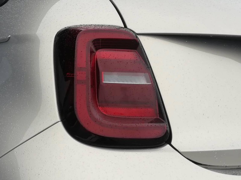 25 - Fiat 500 500e 42 kwh giorgio armani