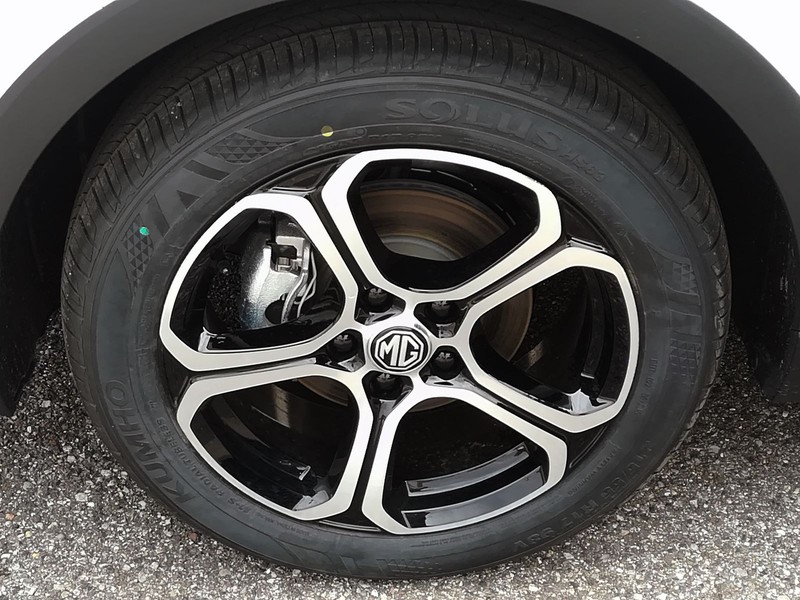 13 - Mg ZS 1.5 comfort