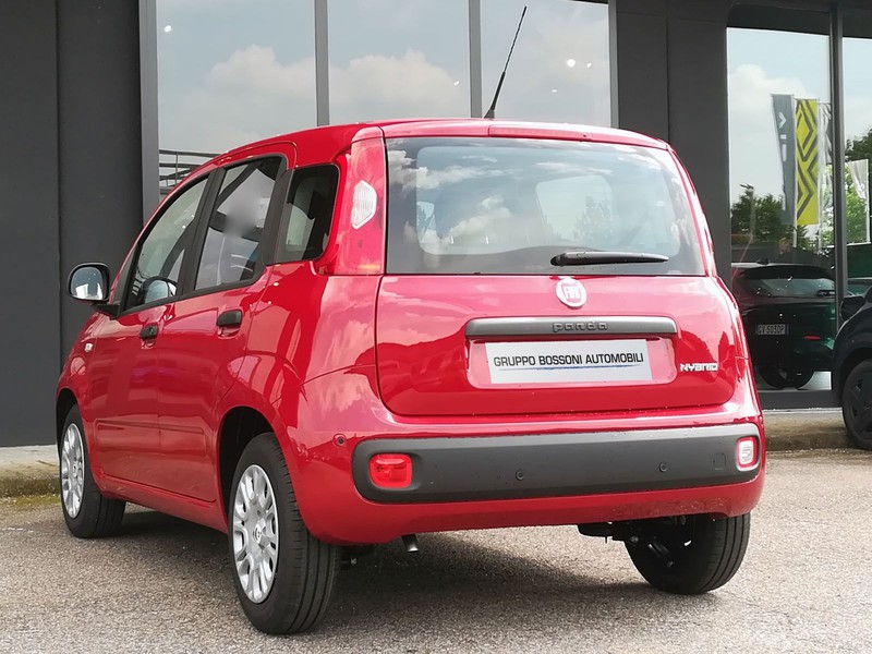 7 - Fiat Panda 1.0 firefly hybrid 70cv s&s