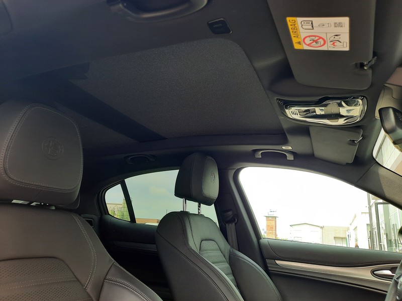 19 - Alfa Romeo Stelvio 2.2 turbo 210cv veloce q4 at8