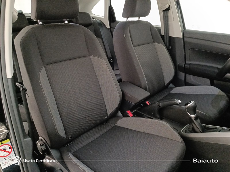 19 - Volkswagen Taigo 1.0 tsi 110cv life