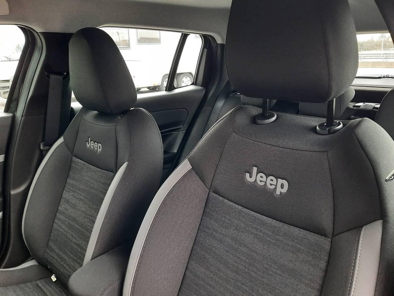 19 - Jeep Avenger 1.2 turbo 100cv longitude fwd
