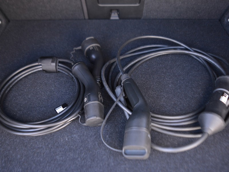 13 - Volvo XC40 1.5 t4 recharge plug-in-hybrid inscription expression geartronic my21