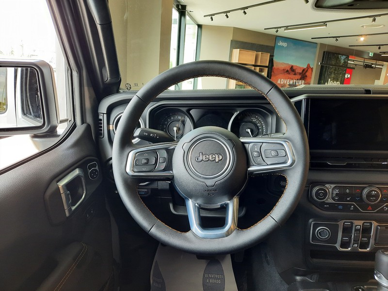 7 - Jeep Wrangler unlimited 2.0 atx phev sahara 4xe auto