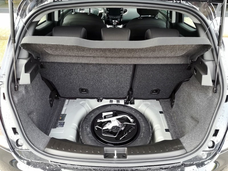 7 - Lancia Ypsilon 1.0 firefly hybrid 70cv gold s&s