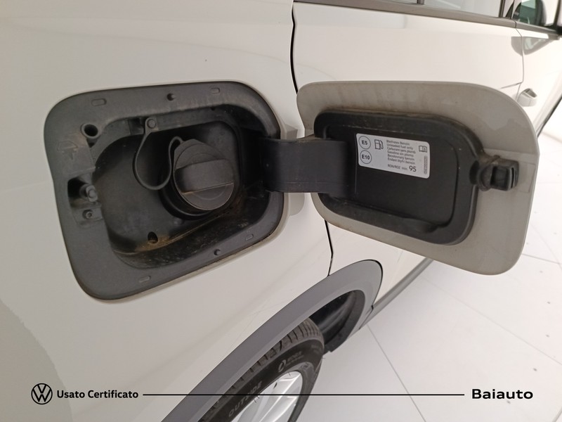 31 - Volkswagen T-Roc 1.5 tsi act life