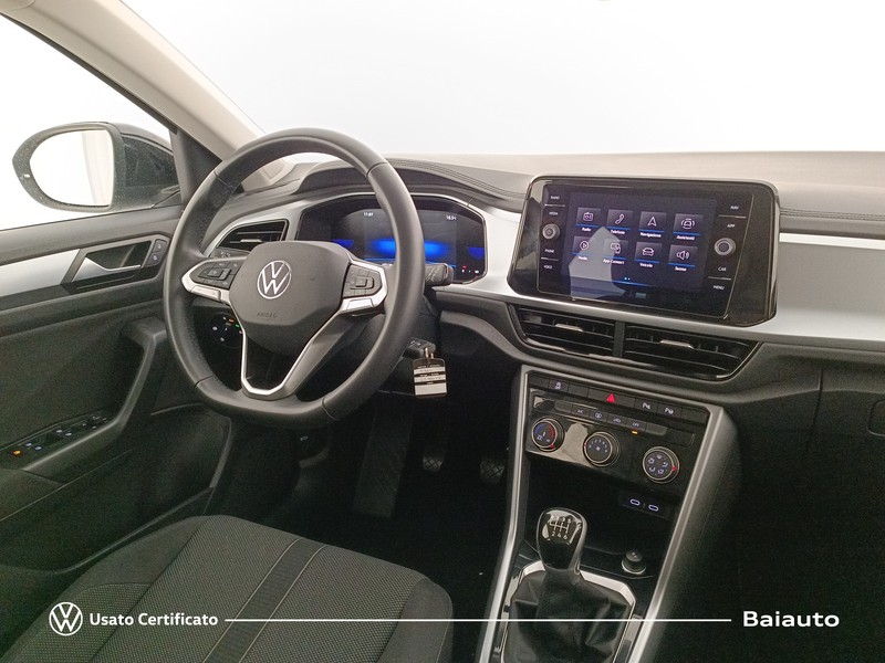 7 - Volkswagen T-Roc 1.5 tsi act life