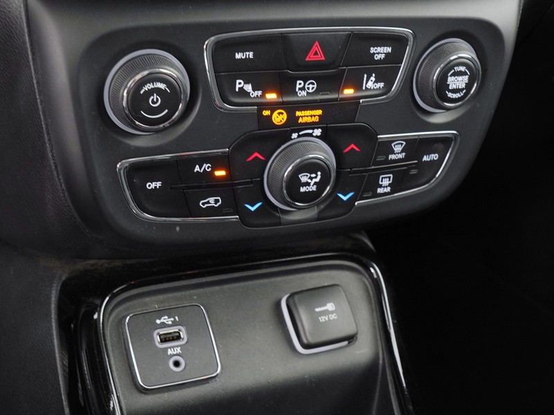 25 - Jeep Compass 1.4 multiair 2 140cv limited 2wd